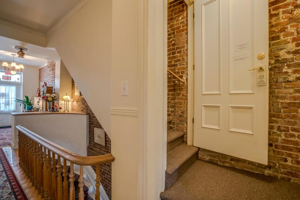B&B Manoir Mon Calme - Queen Room With Two Queen Beds