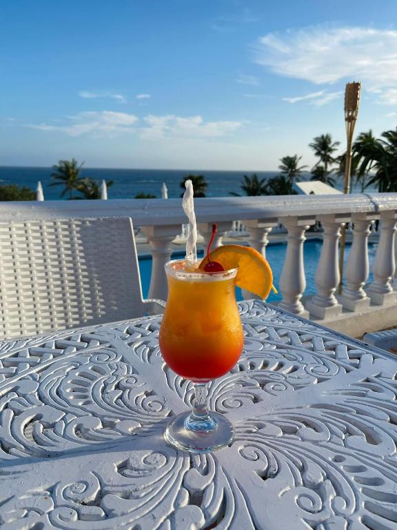 Nápoje v ubytování Coco Reef Bermuda
