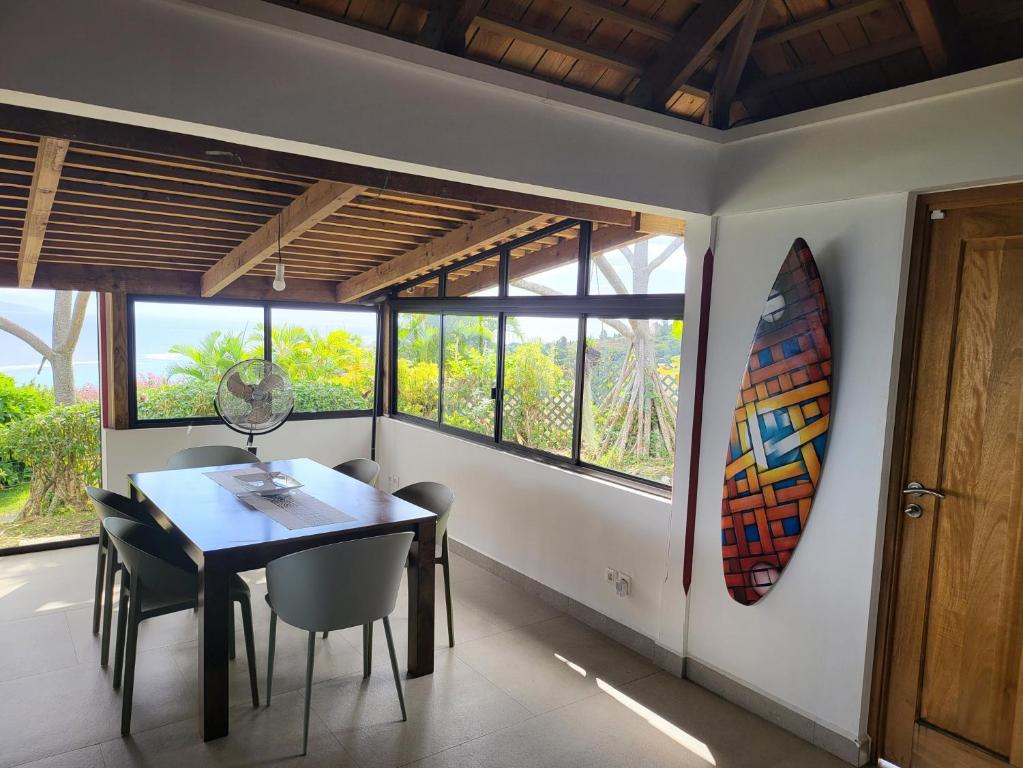 Zahrada ubytování Jolie Maison Vue Ocean et Moorea