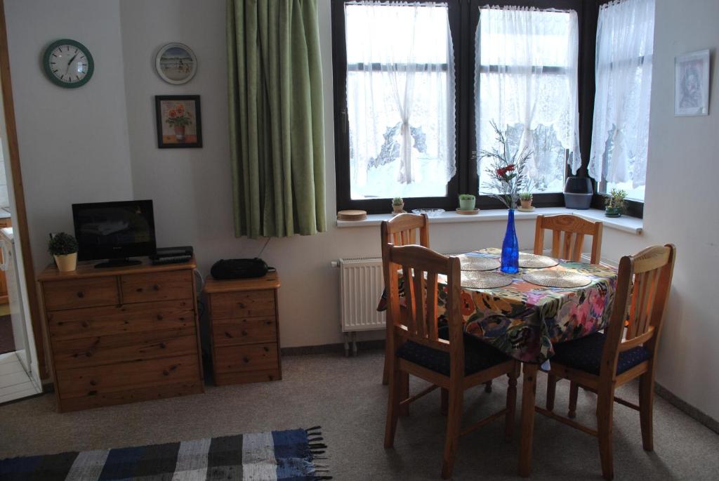 Telewizja i/lub zestaw kina domowego w obiekcie M+M Apartmán
