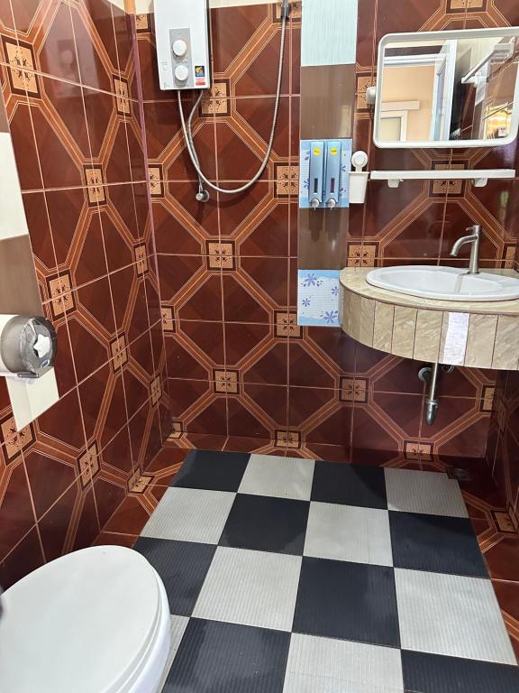 Fine Times Resort - 11