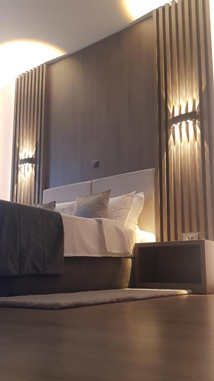 Unique Boutique - Resim 42