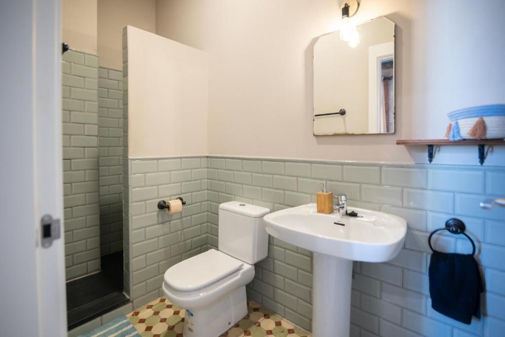 Bird House - Quadruple Room With Private Bathroom
