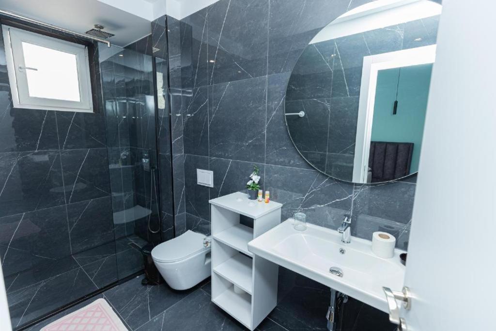 Koupelna v ubytování Hotel Viroi