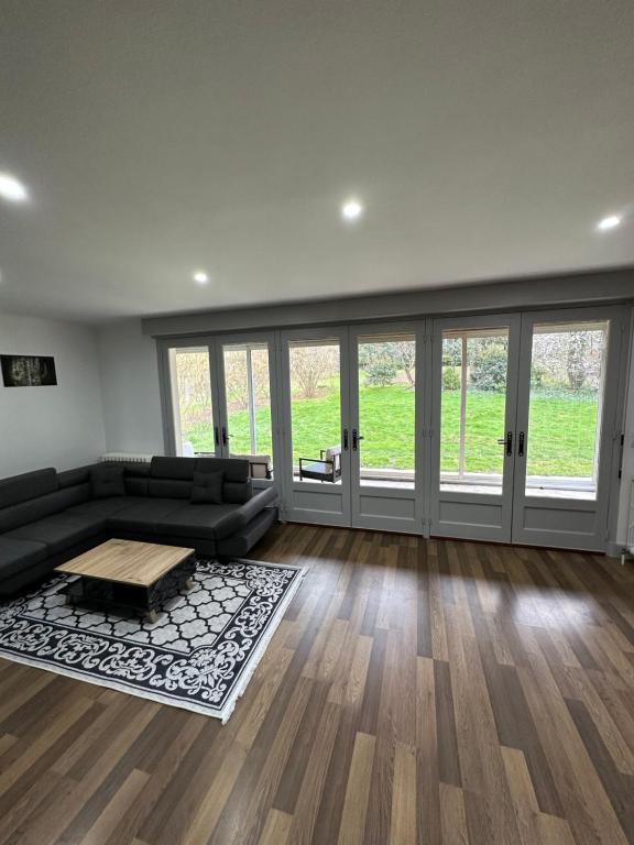 Posedenie v ubytovaní Gîte d'Esila