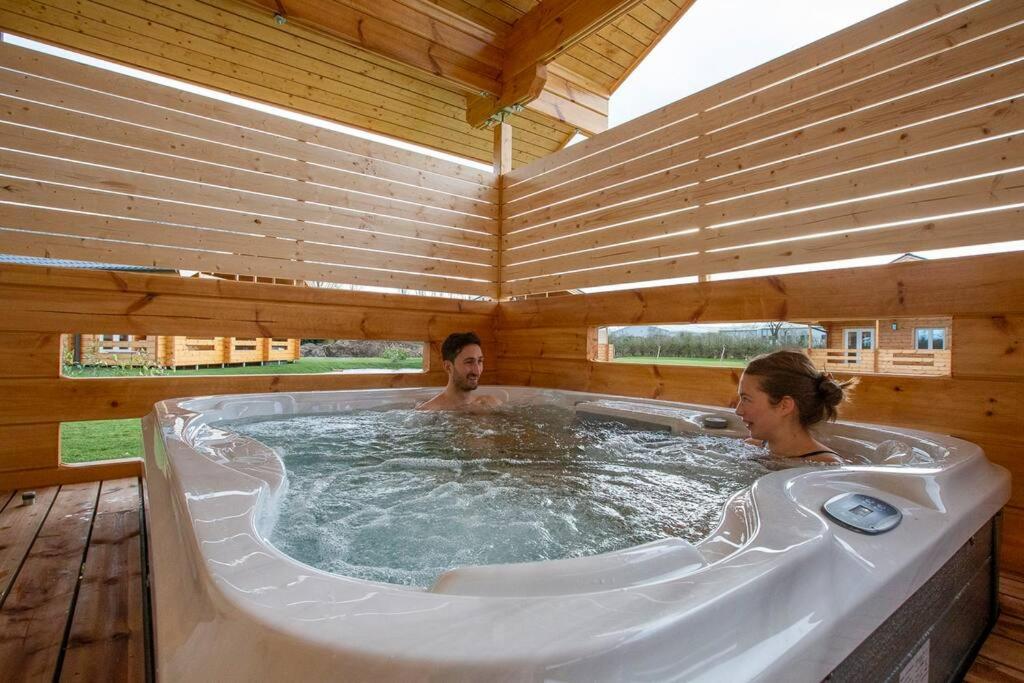 Luxury hot tub and sauna lodge in York, York – Updated 2023 Prices