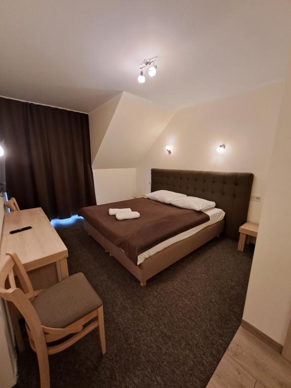 Dworek staropolski - King Kamer