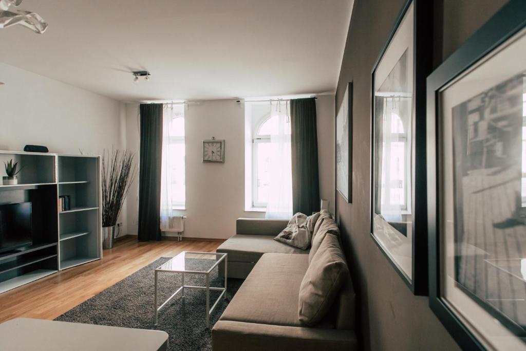 Luga Homes - Zoo - Two-Bedroom Apartment 