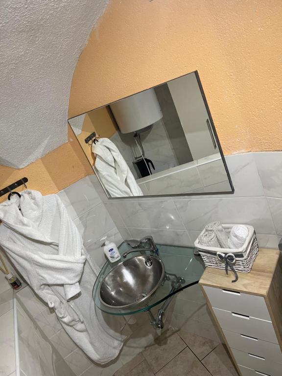 Koupelna v ubytování Appartamento incantevole Fondo Val di Non