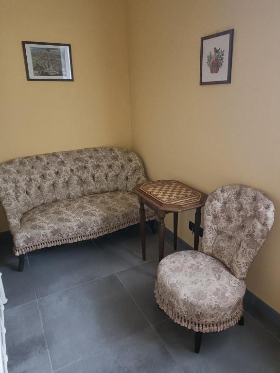 Posedenie v ubytovaní Rosatea B&B