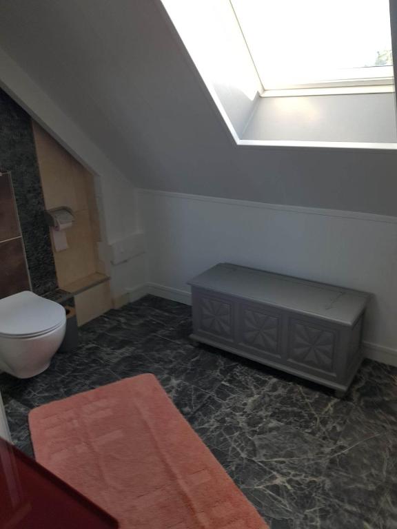Fée Morgane - Chambres - Double Room With Shared Bathroom