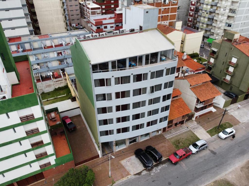 Una vista aérea de Terra do Mar Hotel