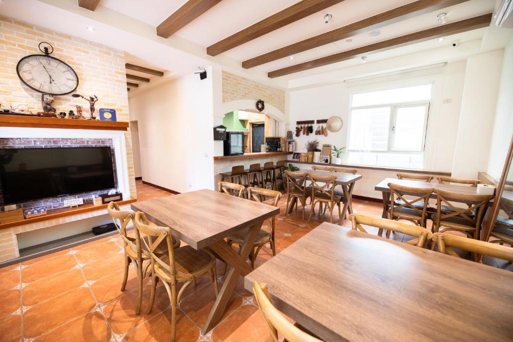 TV a/nebo společenská místnost v ubytování THEDAY B&B