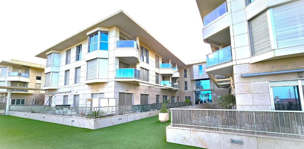 BEACH VALENCIA 7 - Luxury Apartment on the beach full ...