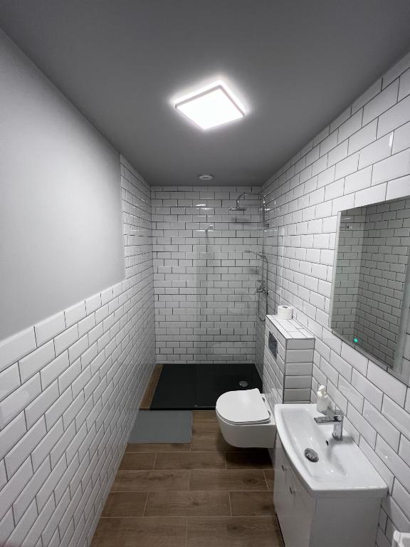 Kúpeľňa v ubytovaní Apartament Pod Jaworami z antresolą