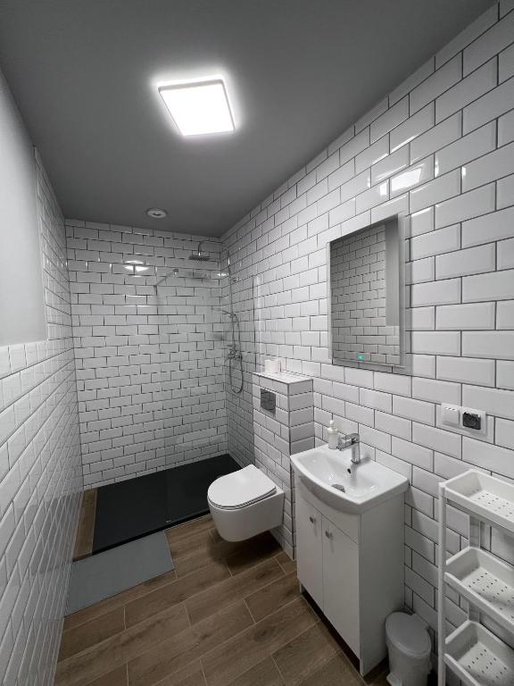 Kúpeľňa v ubytovaní Apartament Pod Jaworami z antresolą