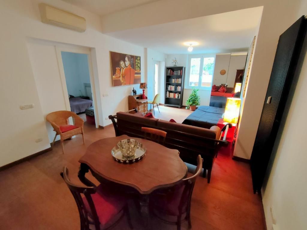 Casa Francesca zona Gemelli - Two-Bedroom Apartment