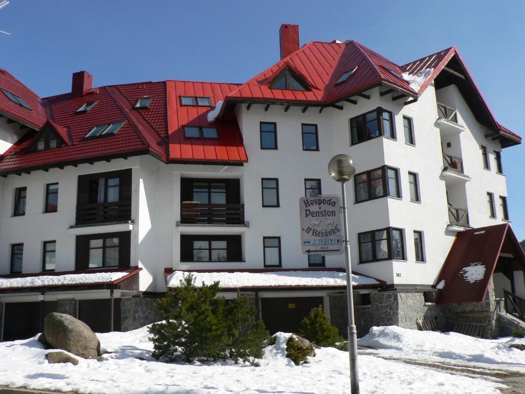 Budynek, w którym mieści się aparthotel