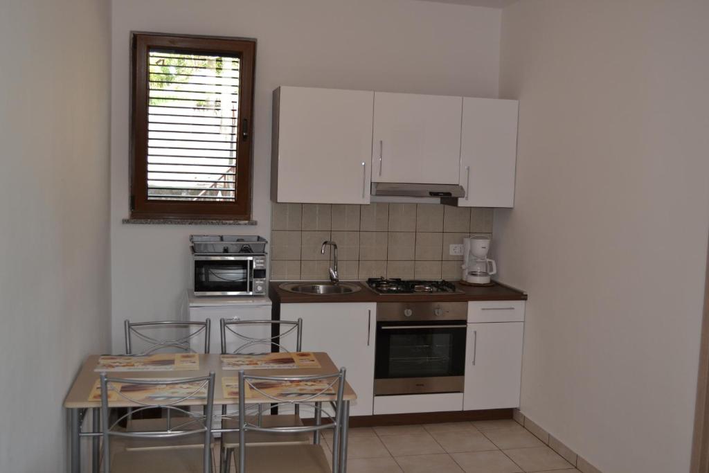 Kuchyňa alebo kuchynka v ubytovaní Apartment Labin
