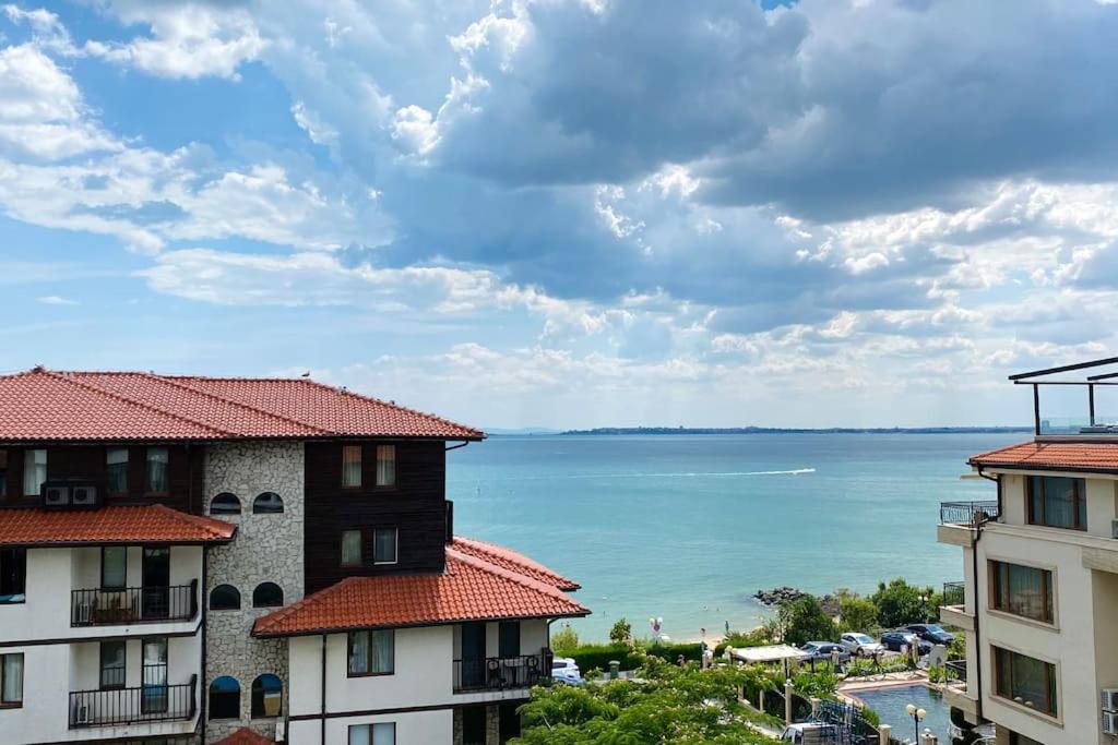 APARTELLO⊛com BADEMITE - private apartments near the sea in Sveti Vlas