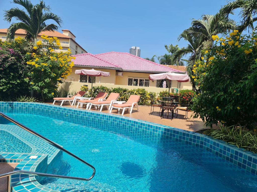 BUTTERFLY GARDEN BOUTIQUE RESIDENCES A Lifestyle destination that you deserve by Neang 110 to 190 sqmtr 1 to 3 bedroom units, 2 full bathrooms, Spa bath, Rain shower, Complete kitchen, STAFF 24-7, FREE Fast Fiber optic WIFI, 55