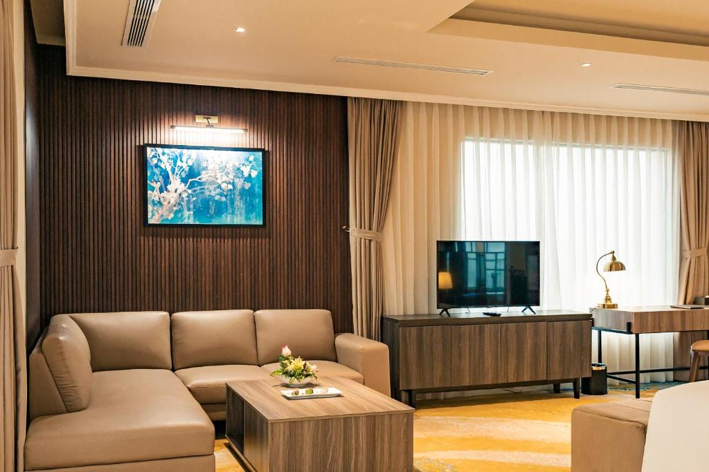 Suite Có Ban Công + Xe Đưa Đón Miễn Phí Đến Trung Tâm Thành Phố
