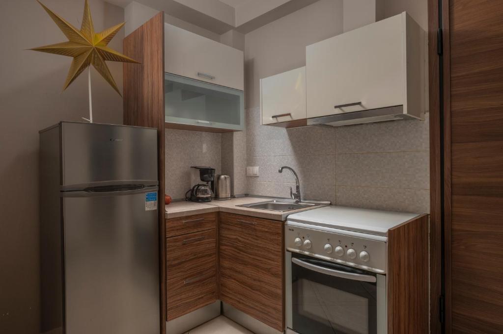 Antigonidon square 2 - 2