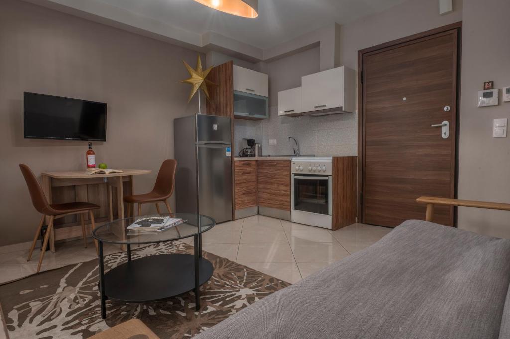 Antigonidon square 2 - 10