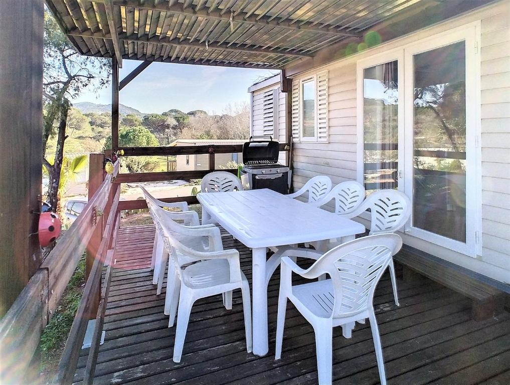 Balkón nebo terasa v ubytování Mobil Home 6/8 Places vue dégagée
