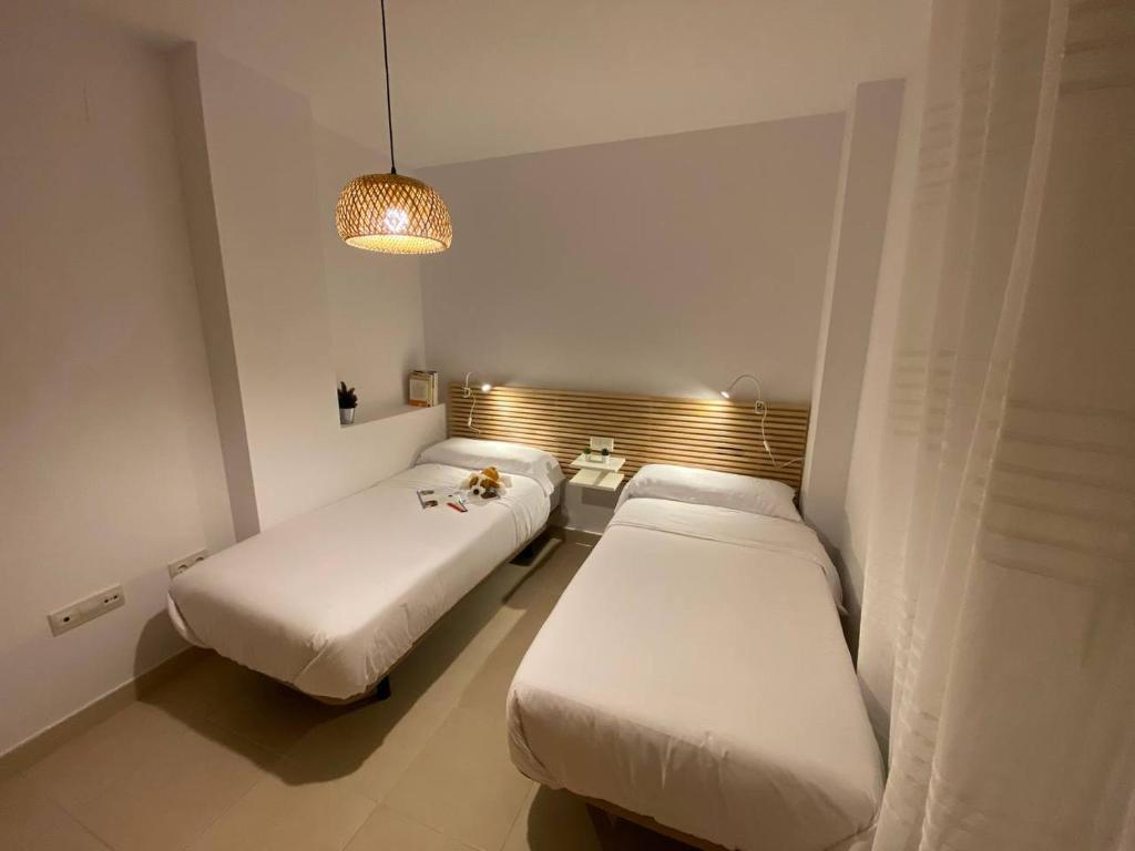 Oasis Roma, Roquetas de Mar – Precios actualizados 2023