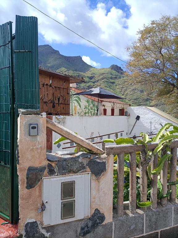 A general mountain view or a mountain view taken from the holiday home