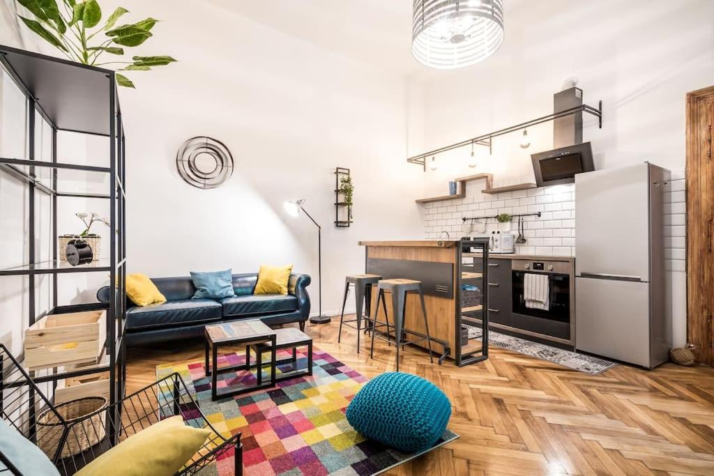 Krudy Gyula Stunning Fancy Downtown Spot with 2 br 1088 Budapest, 15 Krúdy Utca kép - 1