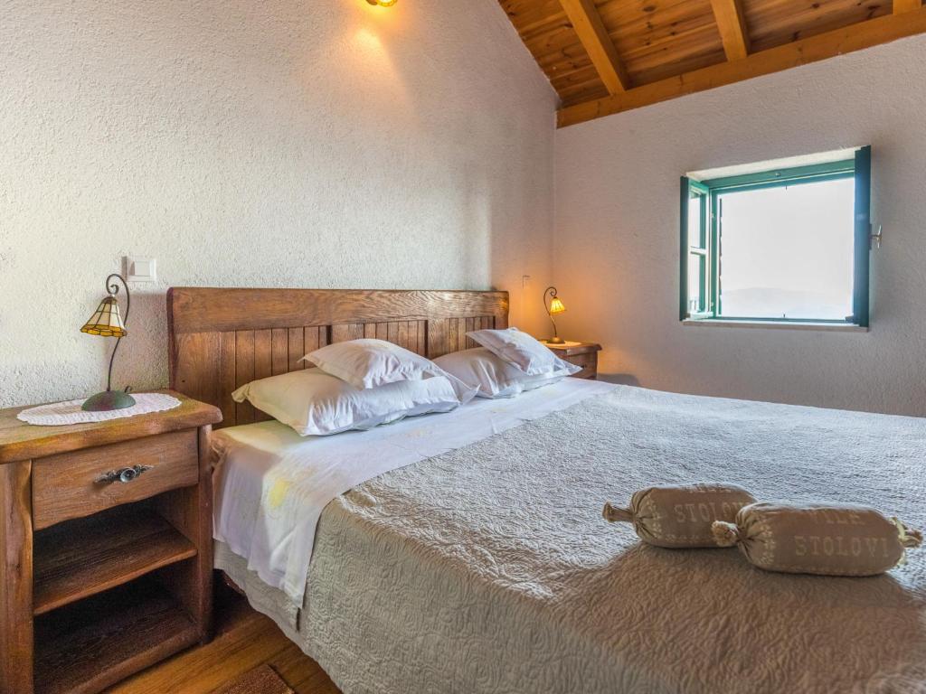 Posteľ alebo postele v izbe v ubytovaní Villa Stolovi by Interhome