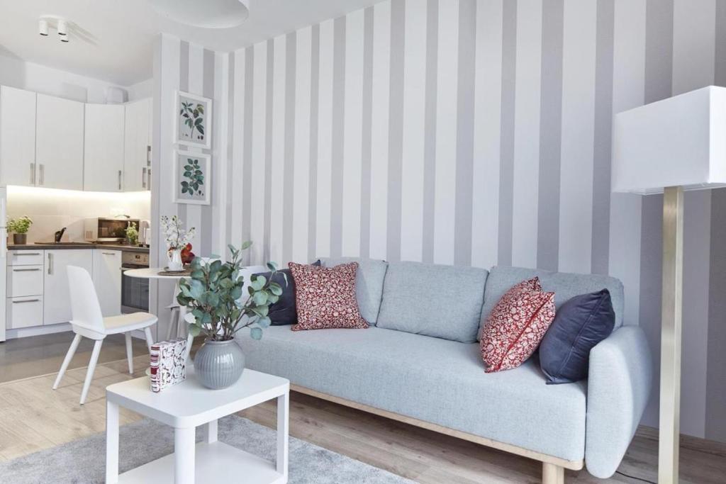 Kuchyňa alebo kuchynka v ubytovaní Siedmiogrodzka P&O Serviced Apartments