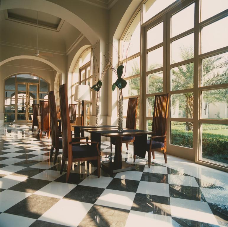 Restaurace v ubytování Trident Gurgaon