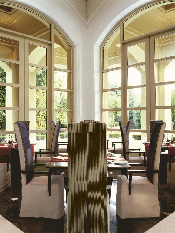 Posezení v ubytování Trident Gurgaon