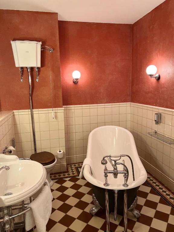 Koupelna v ubytování Seehotel Luitpold