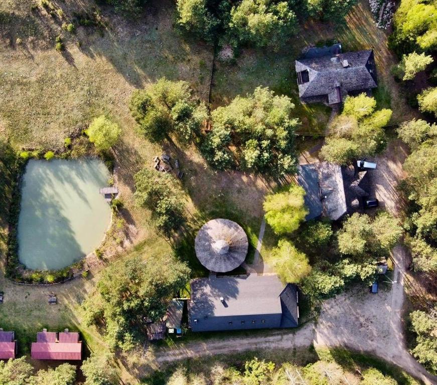 Pohľad z vtáčej perspektívy na ubytovanie Maciejówka Borki 33