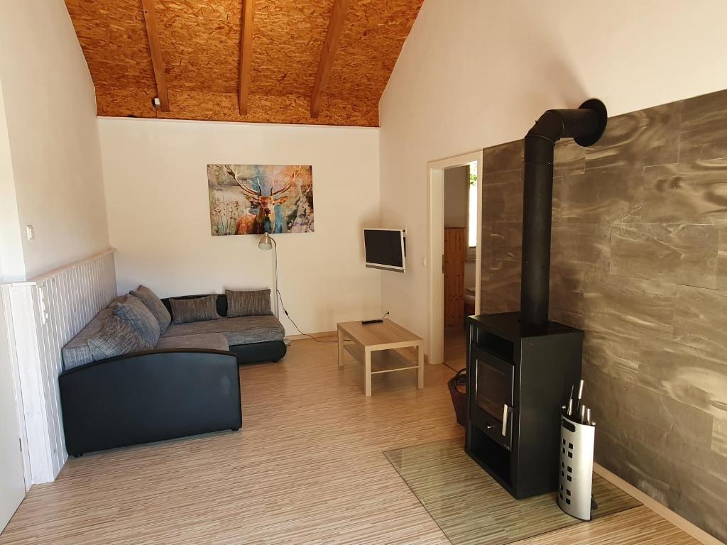 Ferienhäuser & Bungalows - Naturcamp Meyersgrund im Thüringer Wald - Vakantiehuis
