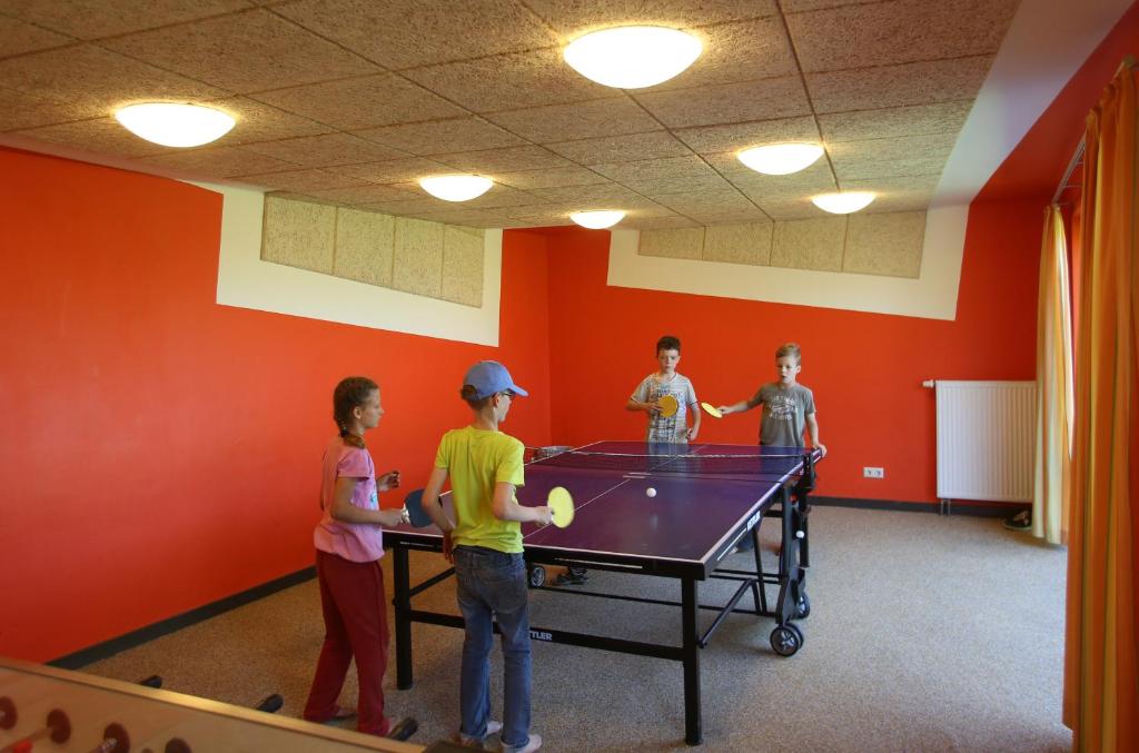 Stolní tenis v ubytování Jugendherberge Dahme nebo okolí