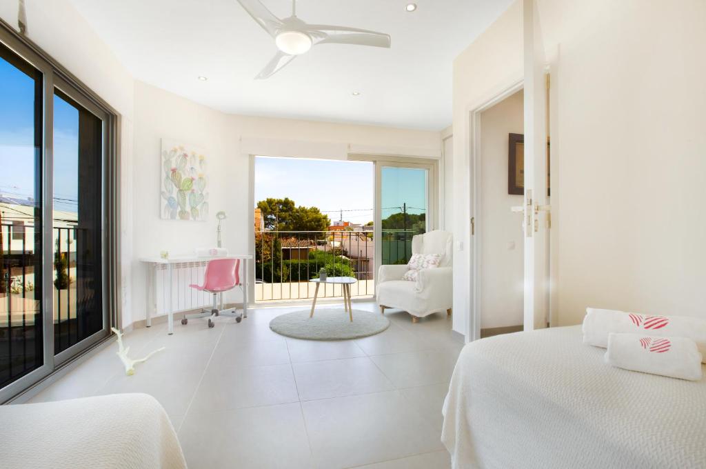 A bed or beds in a room at Villa Toya