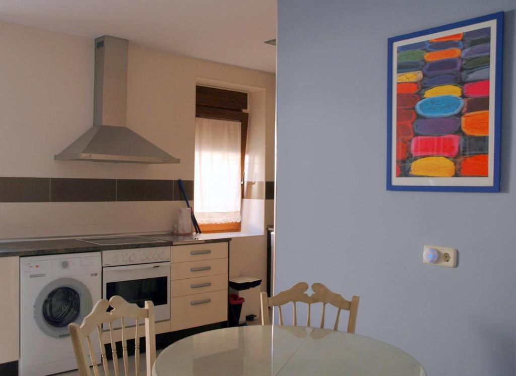 Kuchyň nebo kuchyňský kout v ubytování Casa Rural Reposo de Afanes