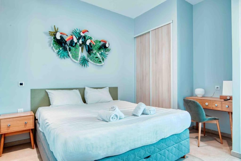 Posteľ alebo postele v izbe v ubytovaní Luxury Apartment Joliette