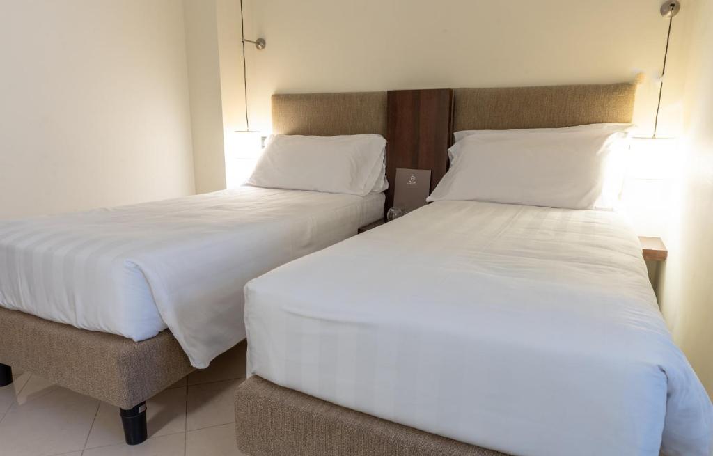 TH Roma - Carpegna Palace - 
