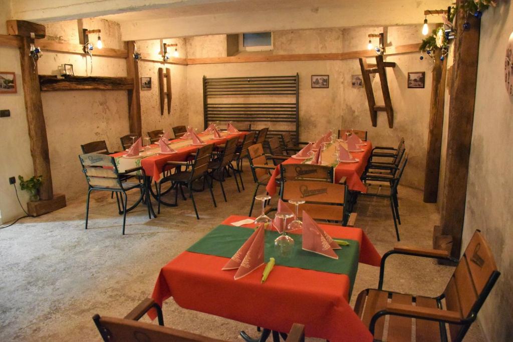 Posezení v ubytování Guesthouse Pr'Šefu