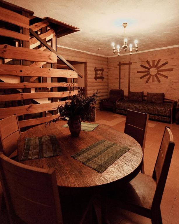 Posezení v ubytování IZKI Eco Resort