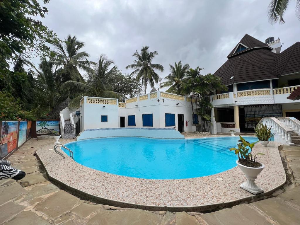 KIVULI VILLAS