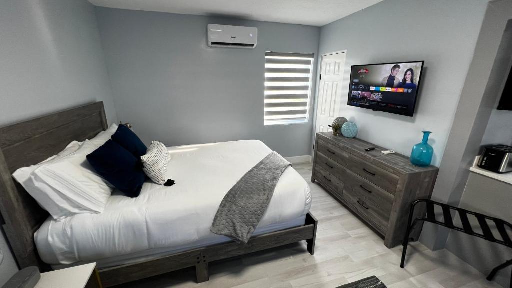 Oceano Suites Daytona Beach - Habitación Cuádruple Prémium