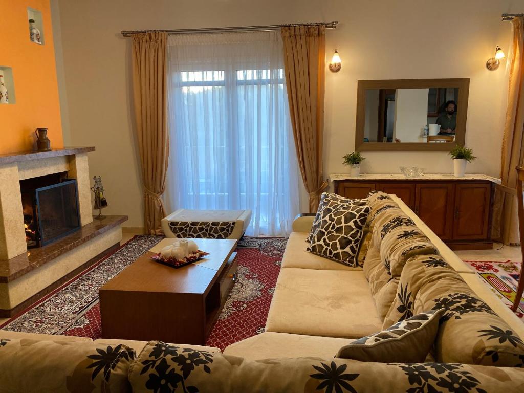 Thanasis house - Image 5