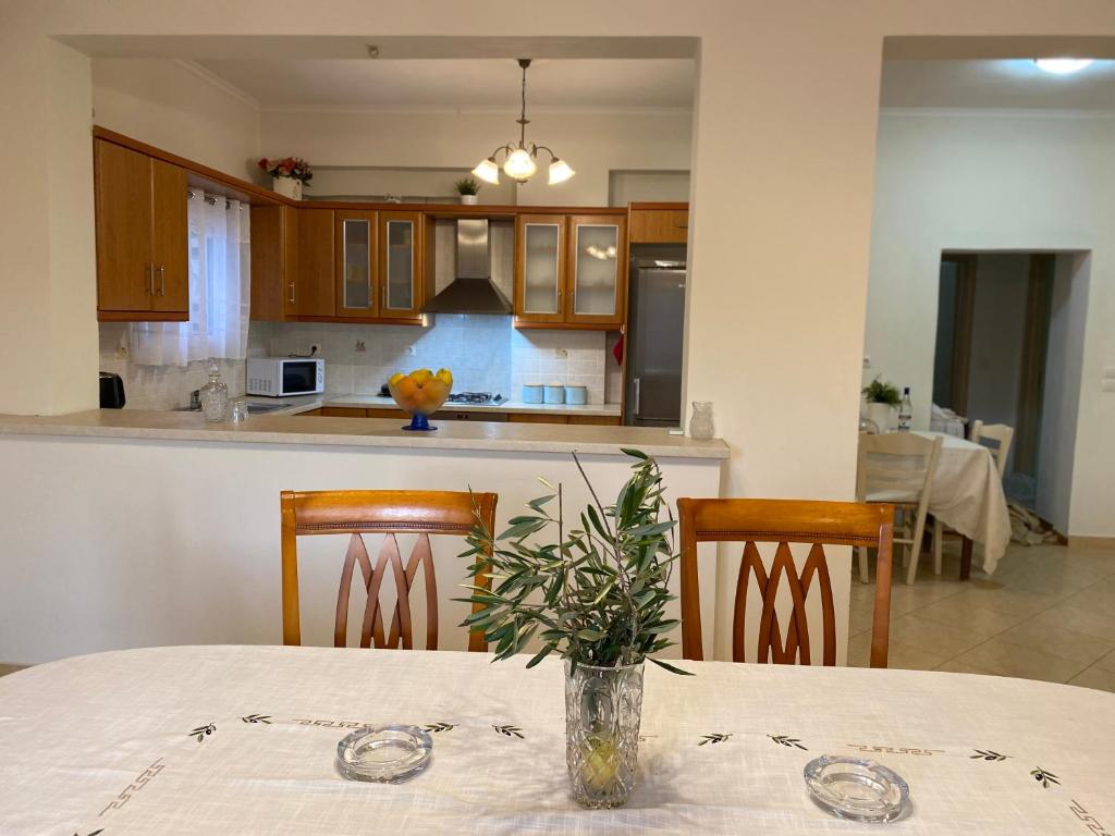 Thanasis house - Image 4